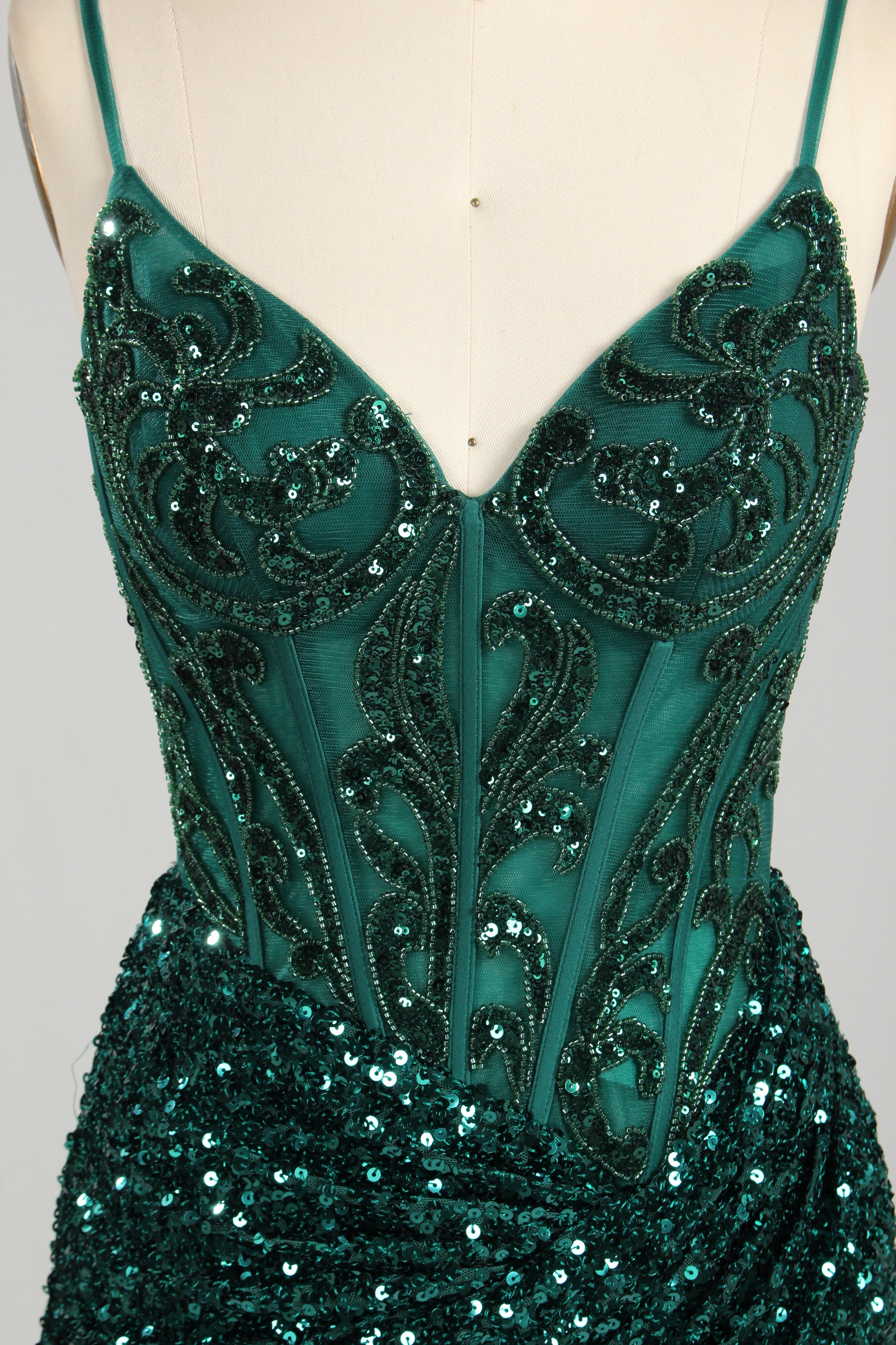 Wholesale Emerald Green Sequin Spaghetti-Strap Homecoming Dress d-131s