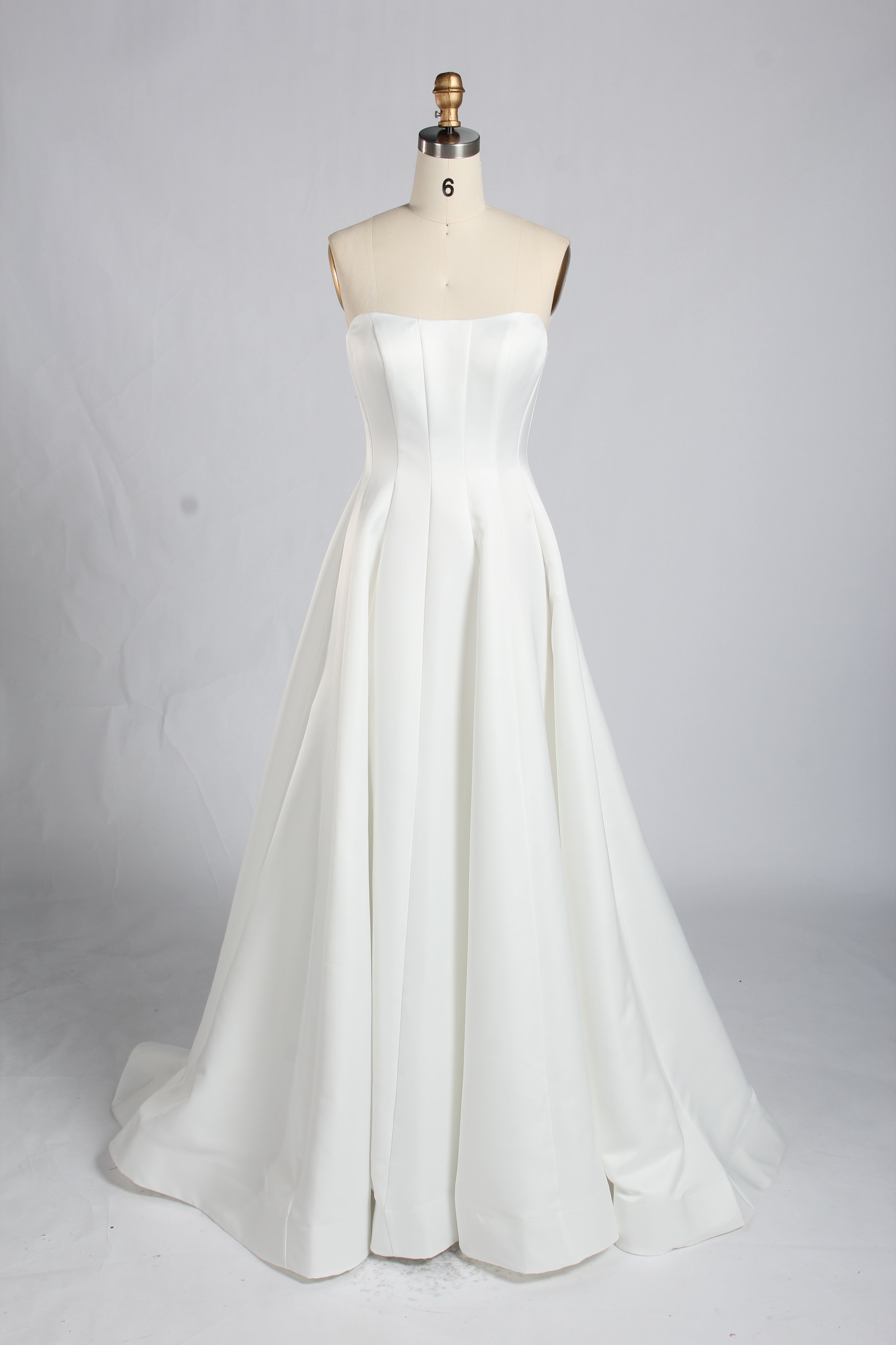 Wholesale White Off-Shoulder Tulle Sleeve Bridal Dress 3385
