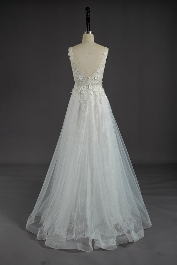 Wholesale 3D Floral V-Neck Tulle Wedding Gown kt1305