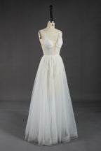 Wholesale Beaded Lace V-Neck Tulle Wedding Gown kt1303