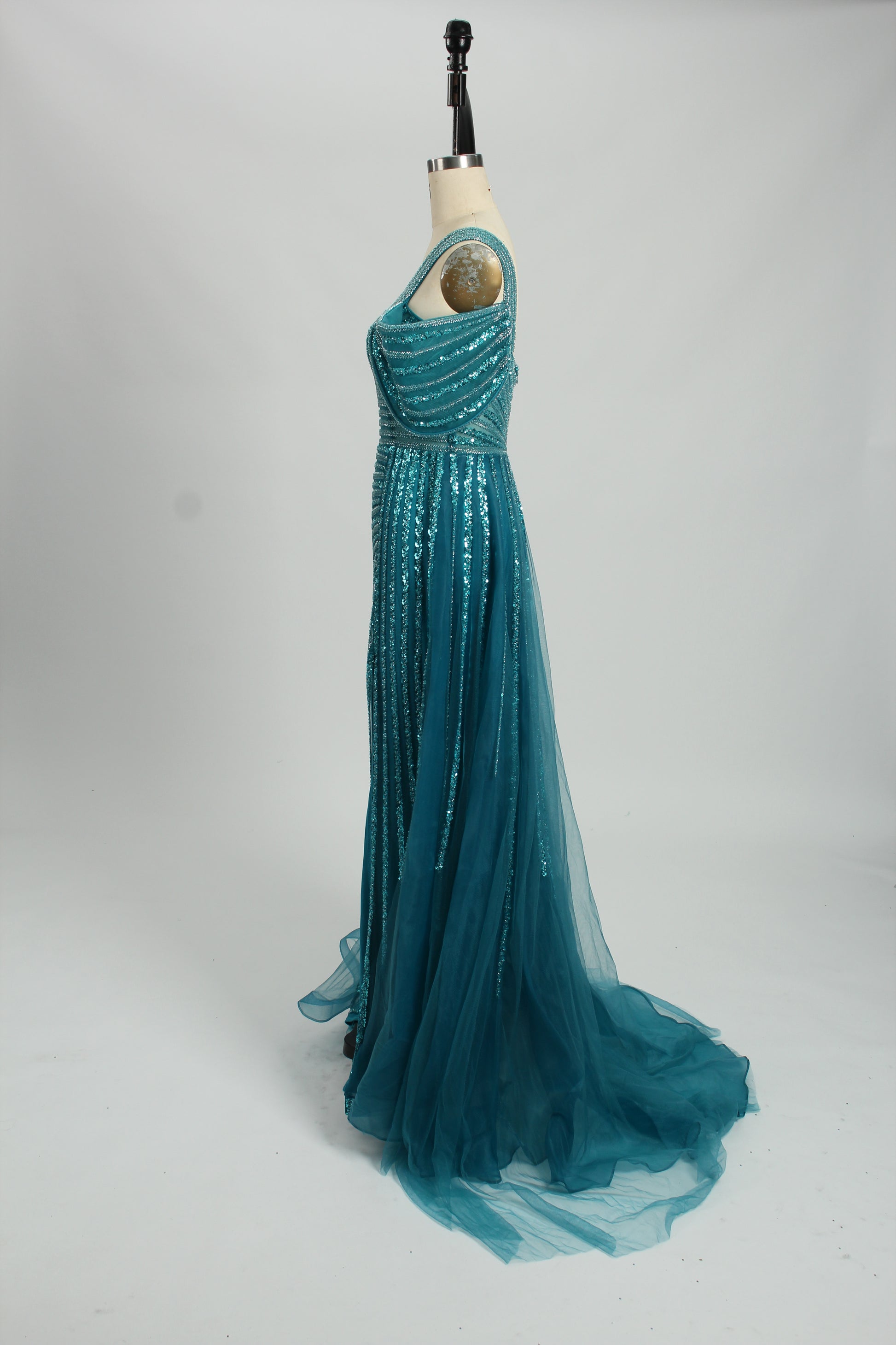 Wholesale Shimmering One-Shoulder Evening Gown - Radiate Elegance KL127