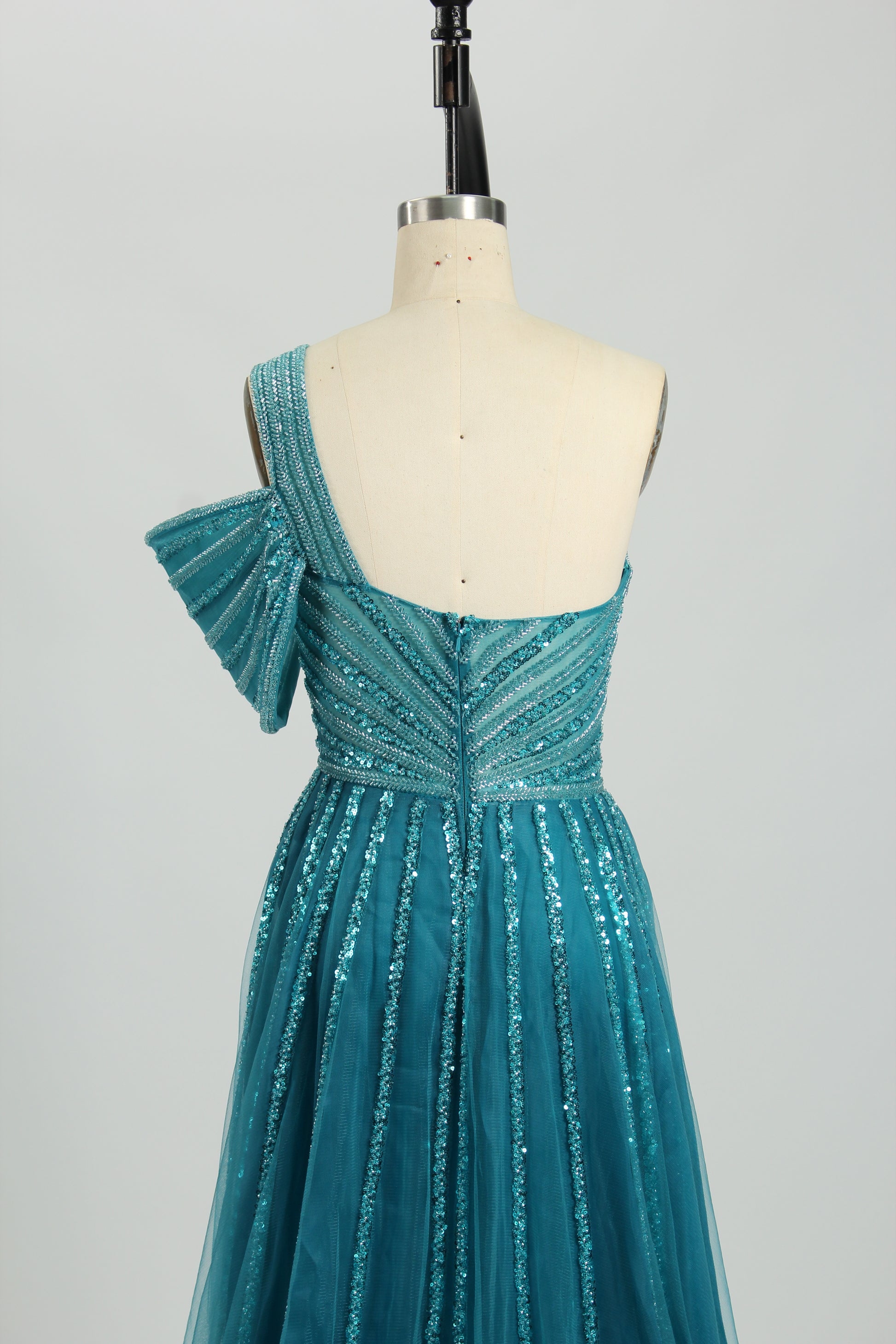 Wholesale Shimmering One-Shoulder Evening Gown - Radiate Elegance KL127