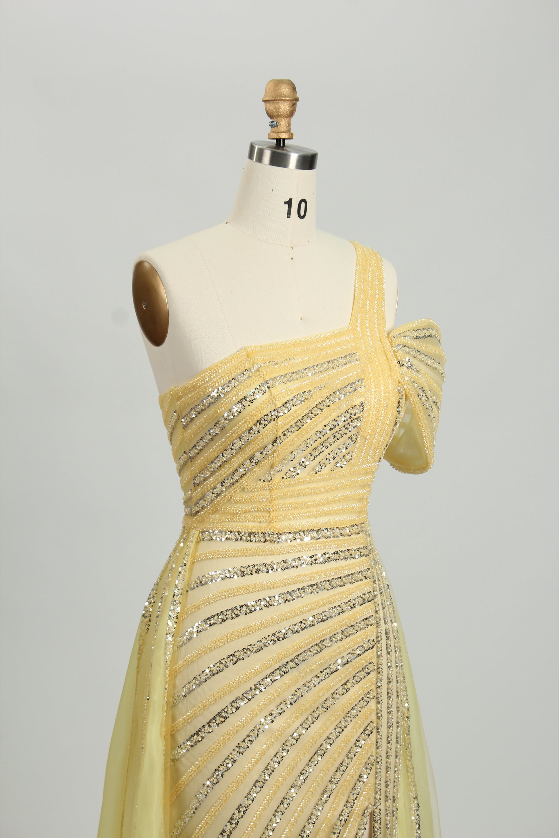 Wholesale Shimmering One-Shoulder Evening Gown - Radiate Elegance KL127