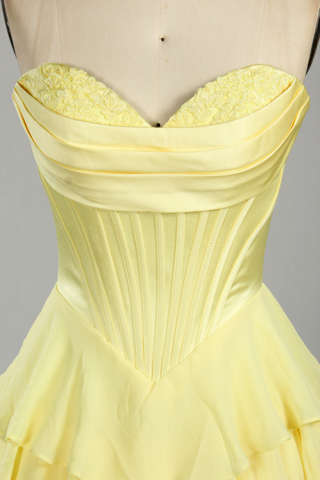 Wholesale Elegant Strapless Tiered Chiffon Prom Gown 33223C