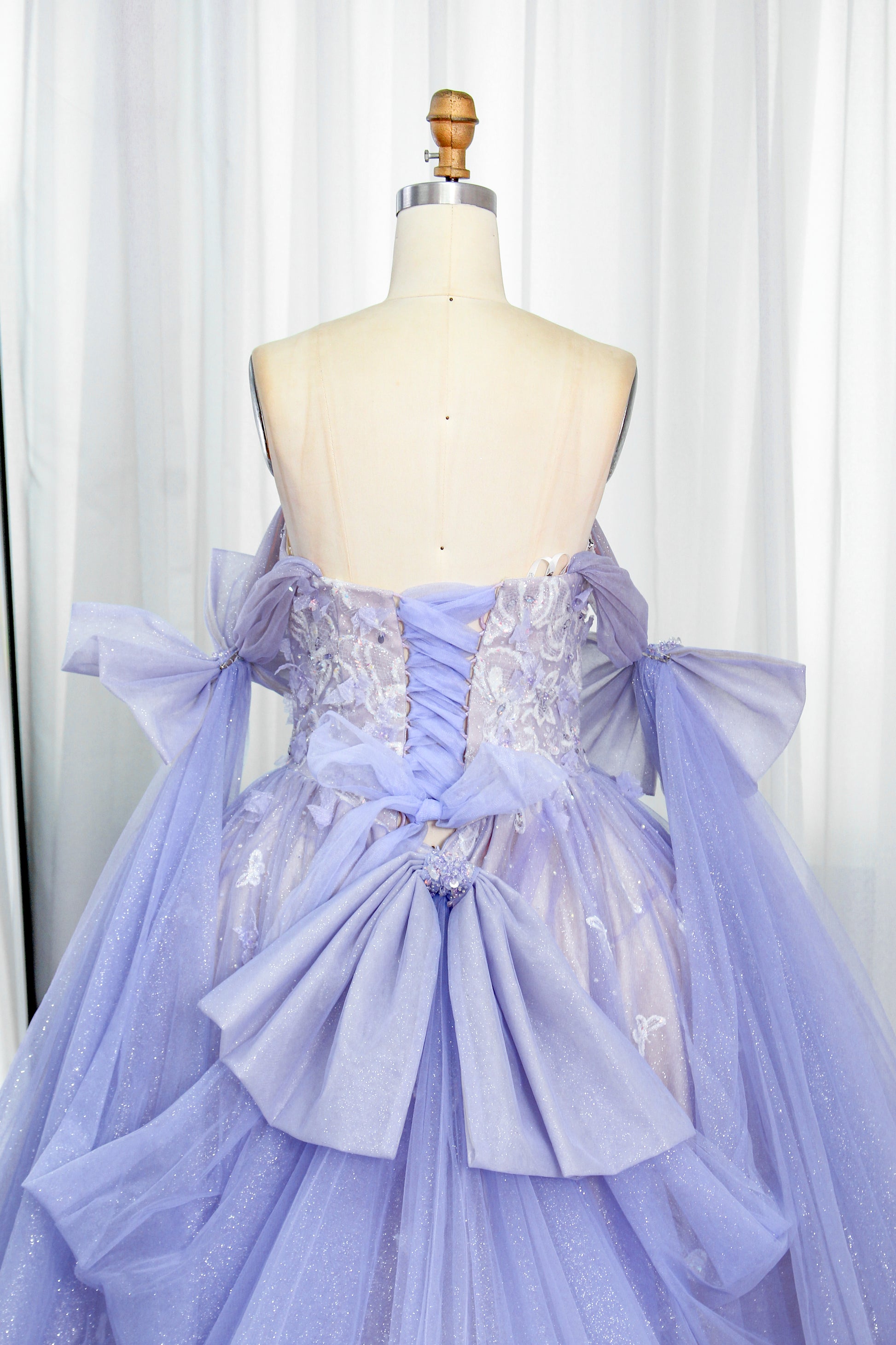 Wholesale Lilac Butterfly Quinceañera Dress Oversized Bow Sleeves Sequin Lace Ball Gown KT1362