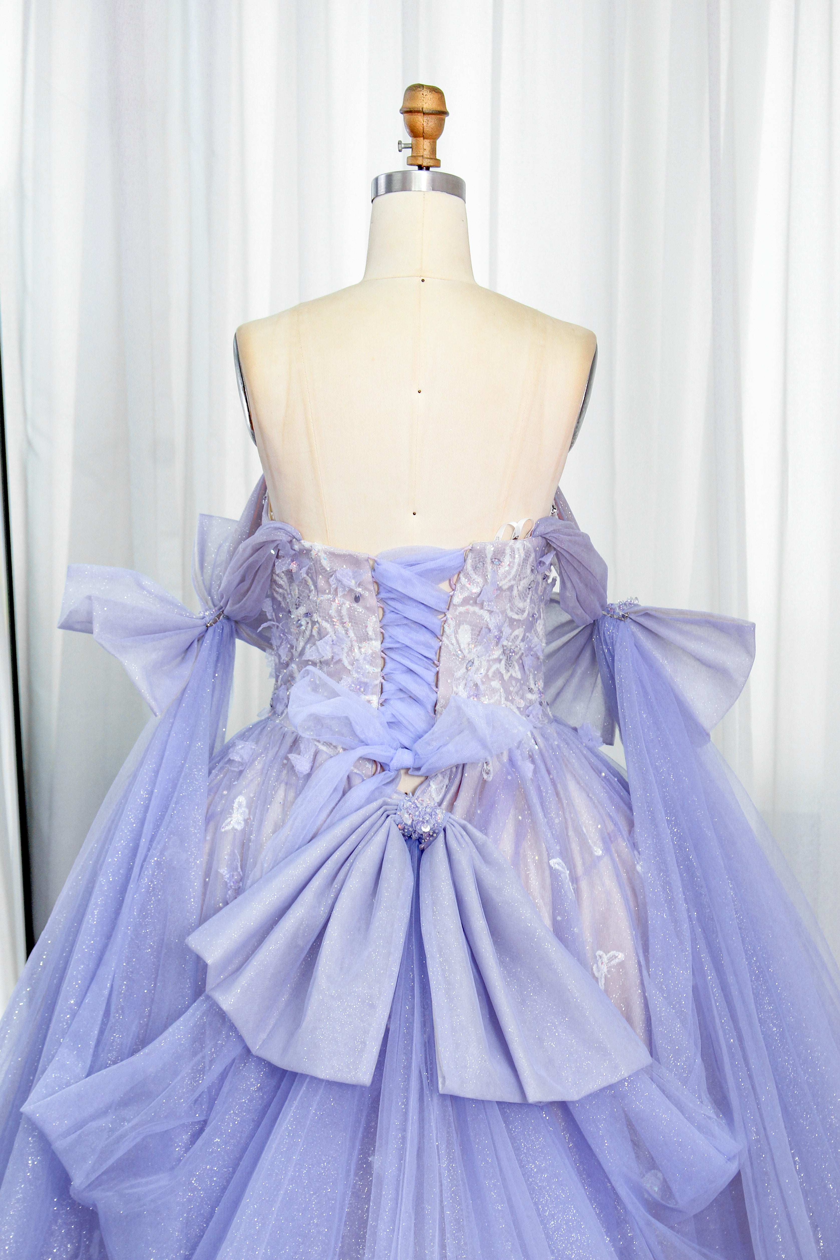 Wholesale Lilac Butterfly Quinceañera Dress Oversized Bow Sleeves Sequin Lace Ball Gown KT1362