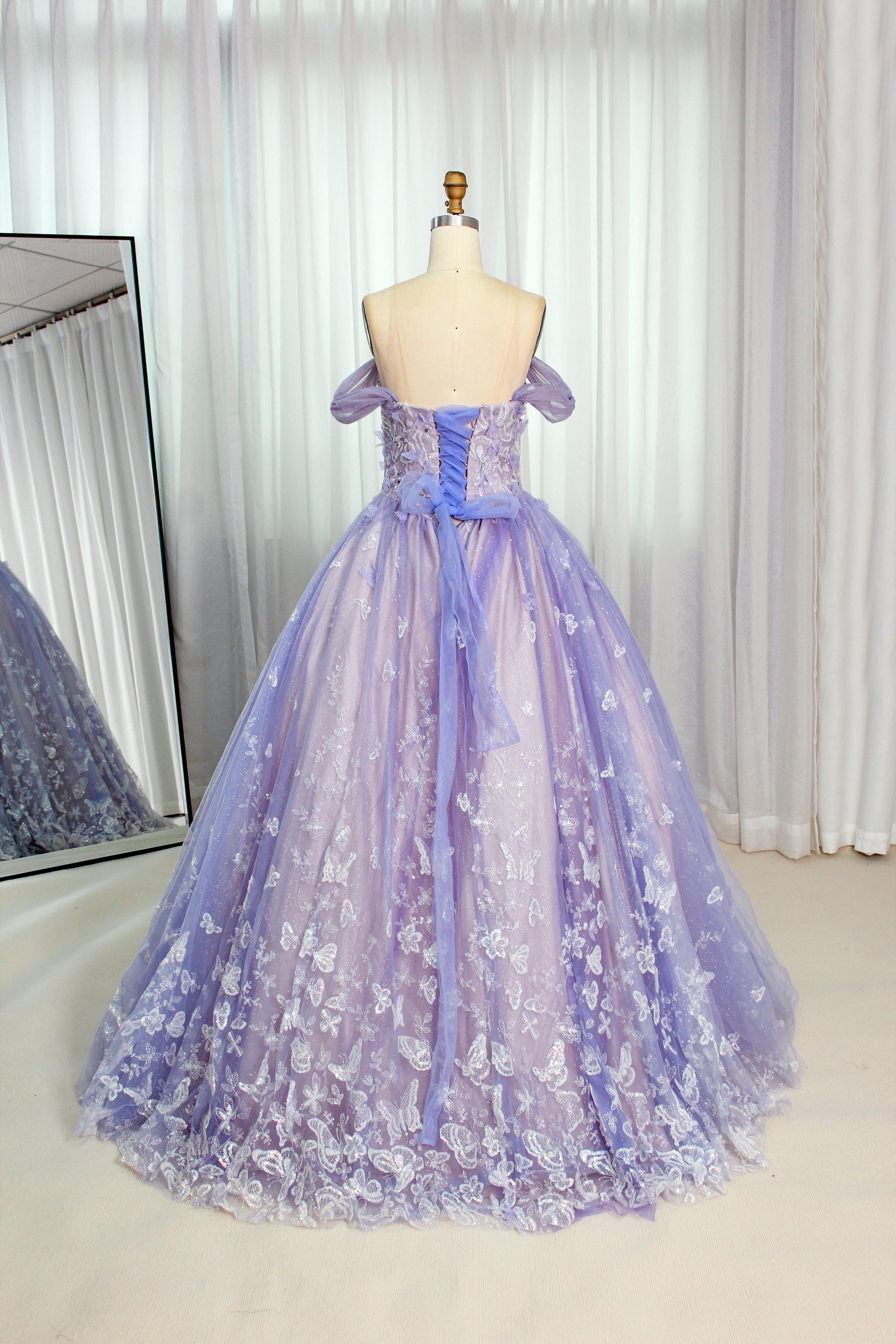 Wholesale Lilac Butterfly Quinceañera Dress Oversized Bow Sleeves Sequin Lace Ball Gown KT1362