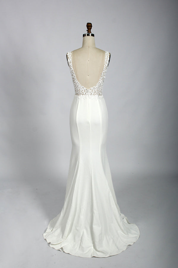 Manufacturer Plunging V - Neck Lace Mermaid Wedding Dress 32730