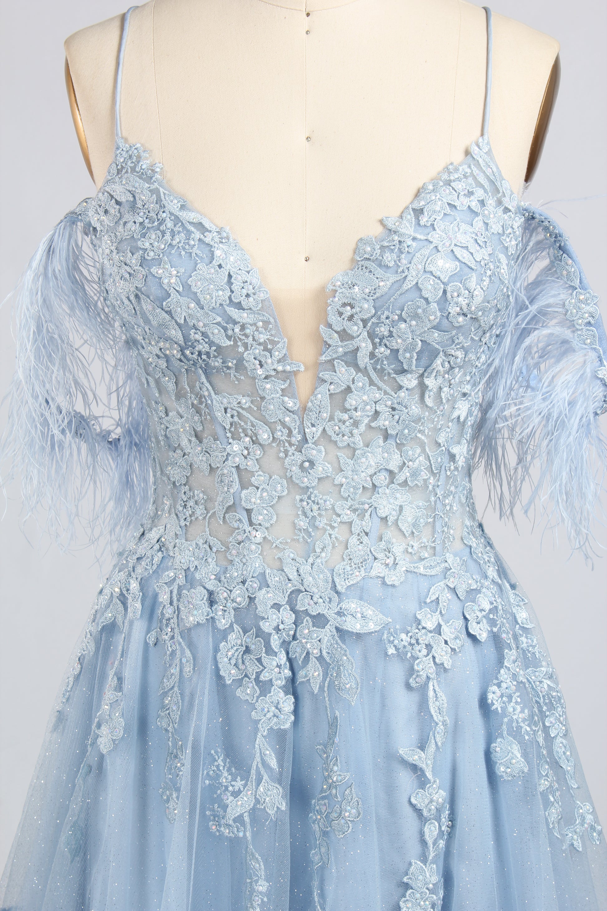 Wholesale Light Blue Lace Feather Off-the-Shoulder Evening Gown 33394
