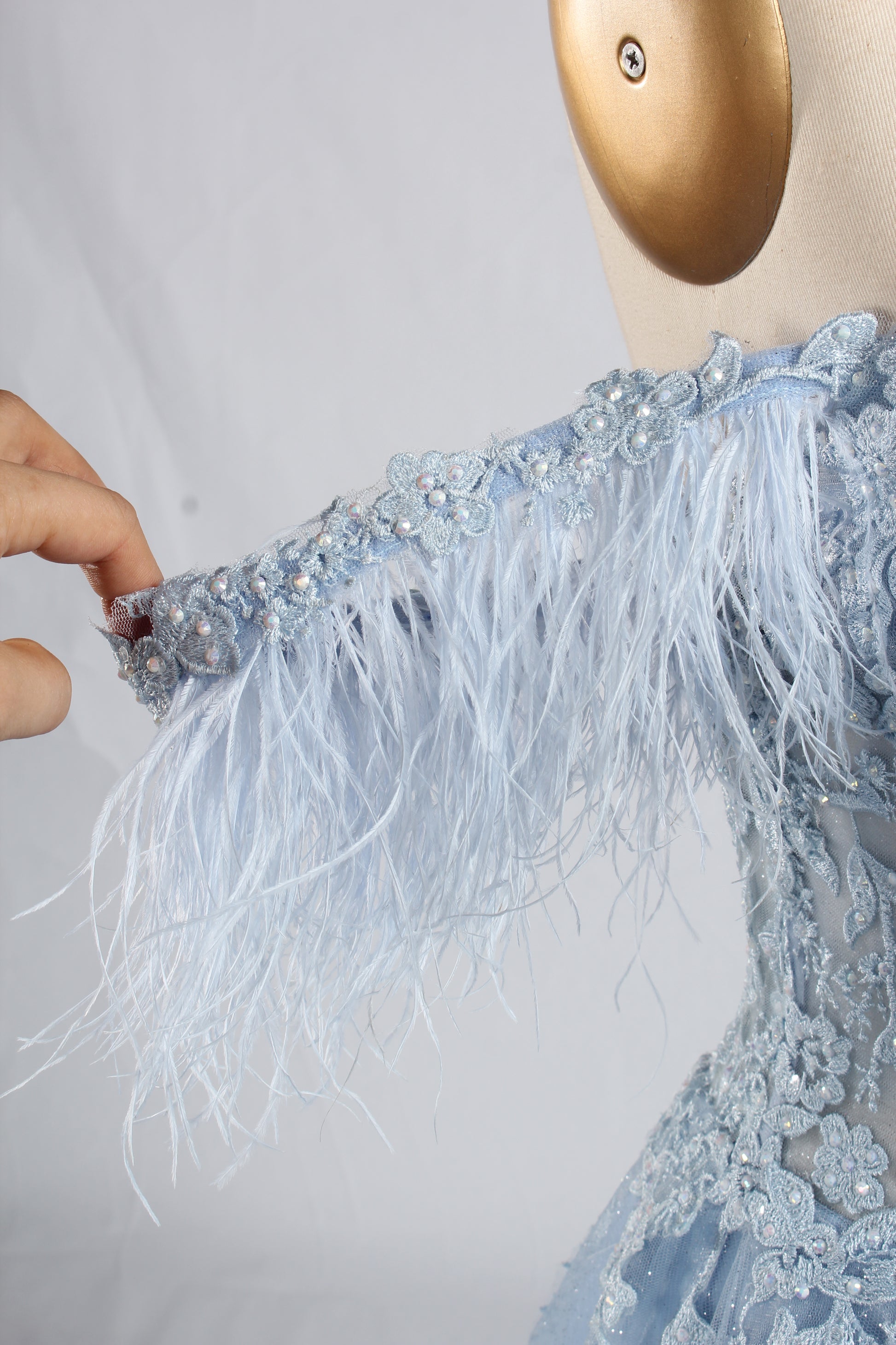 Wholesale Light Blue Lace Feather Off-the-Shoulder Evening Gown 33394