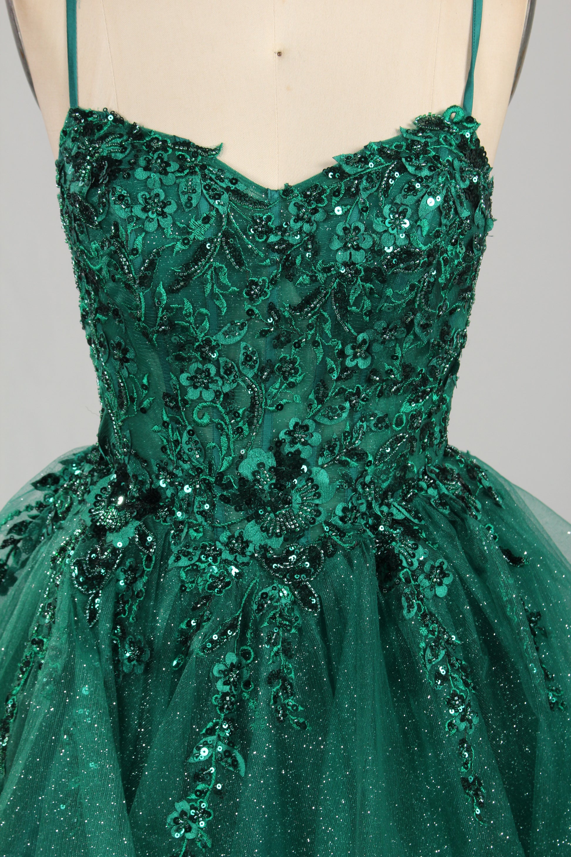 Wholesale Emerald Green Tiered Ruffled Ball Gown 33231