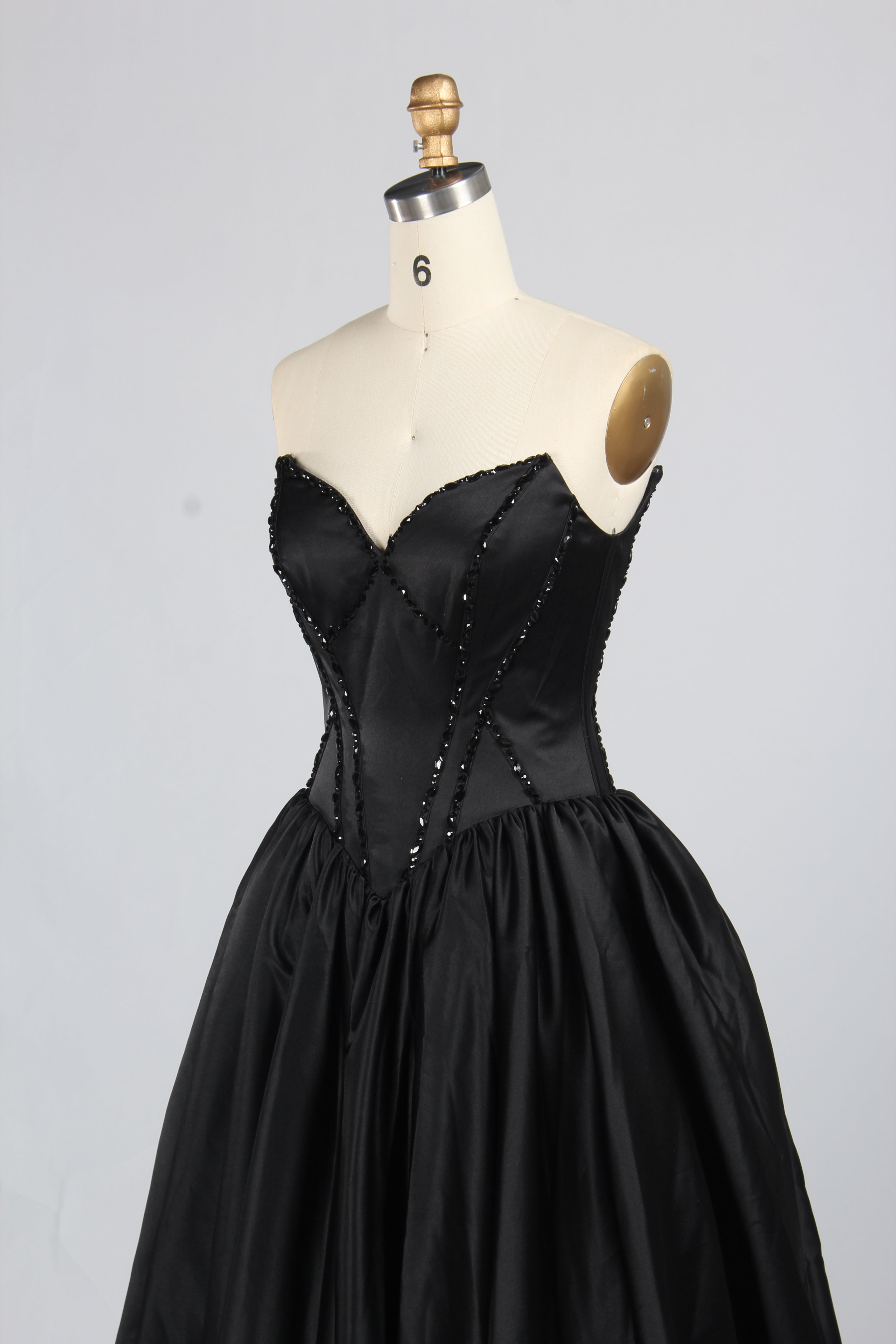 Wholesale Black Strapless Sequin Ball Gown Prom Dress KT1496