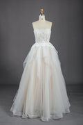 Wholesale Strapless Lace Tulle Wedding Dress – Ball Gown kt1314