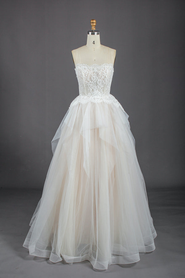 Wholesale Lace Strapless Wedding Gown with Sheer Tulle Skirt KT1314