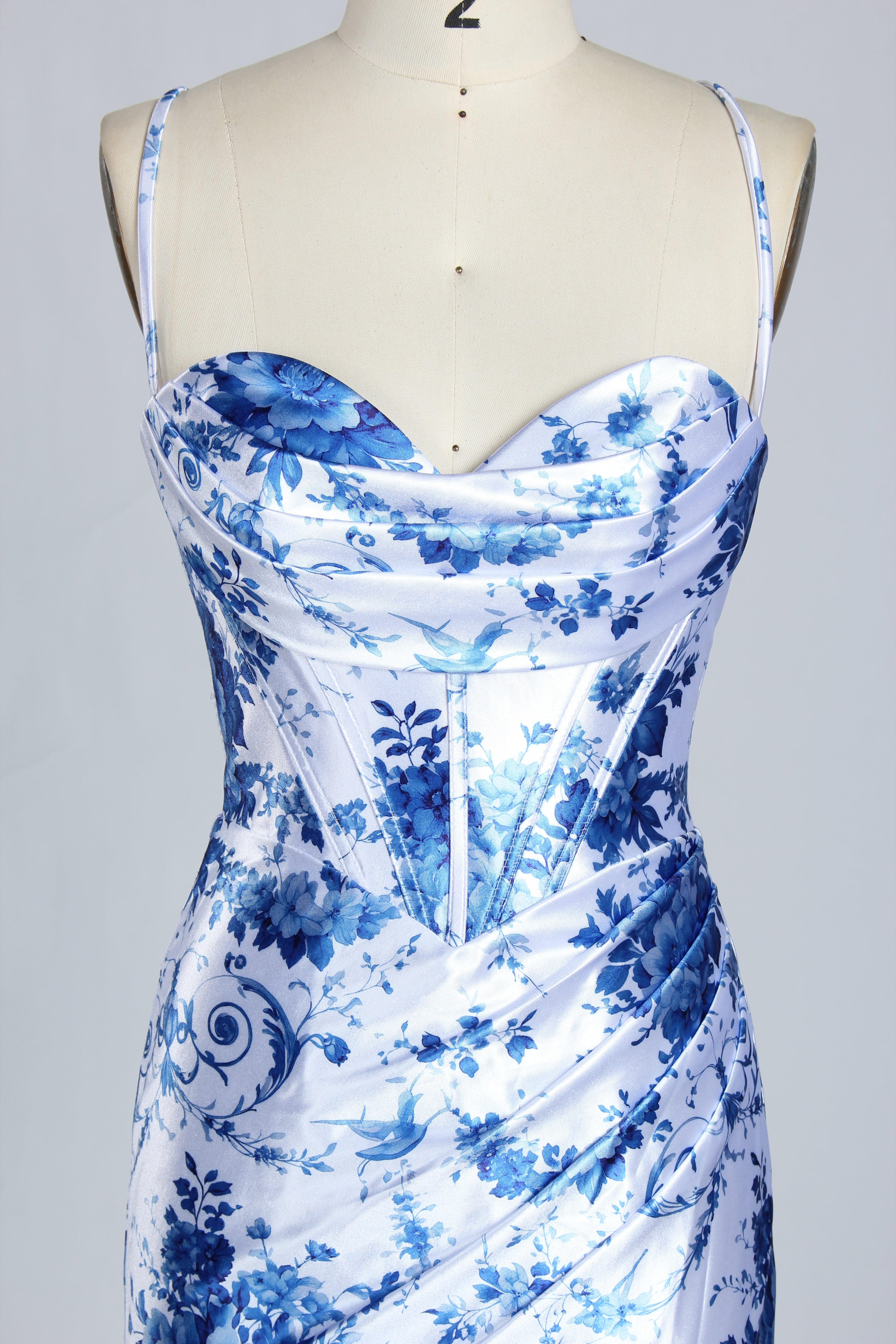 Wholesale Blue-and-White Print Spaghetti-Strap Homecoming Dress 33222s
