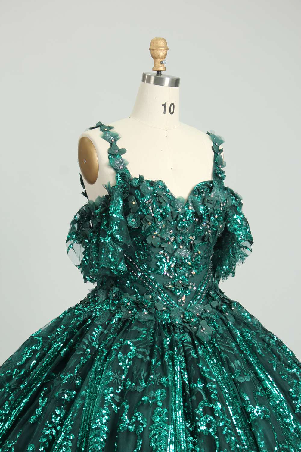 DressToImpress