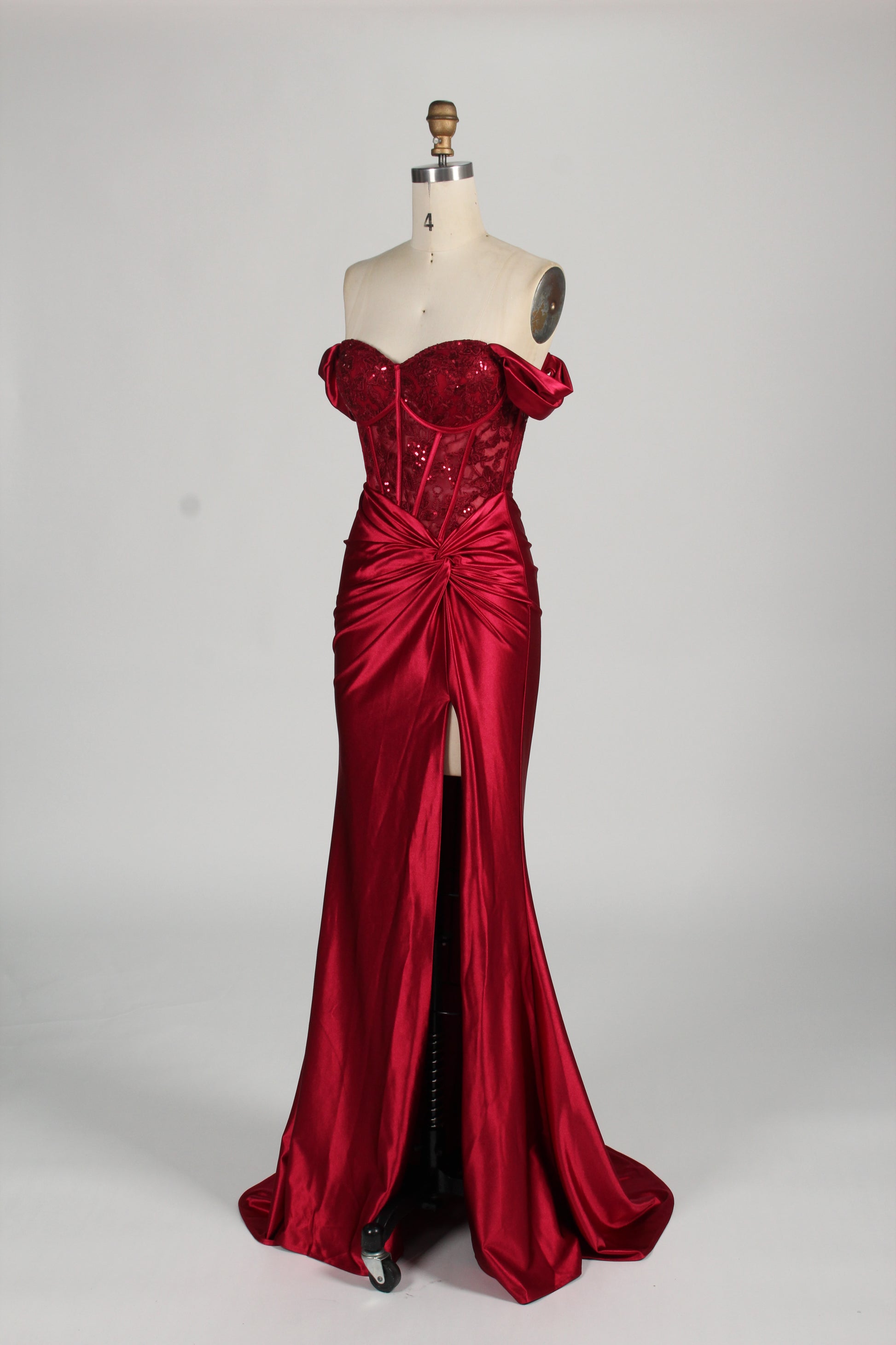 Wholesale Appliqué Bodice Satin Prom Gown 33095