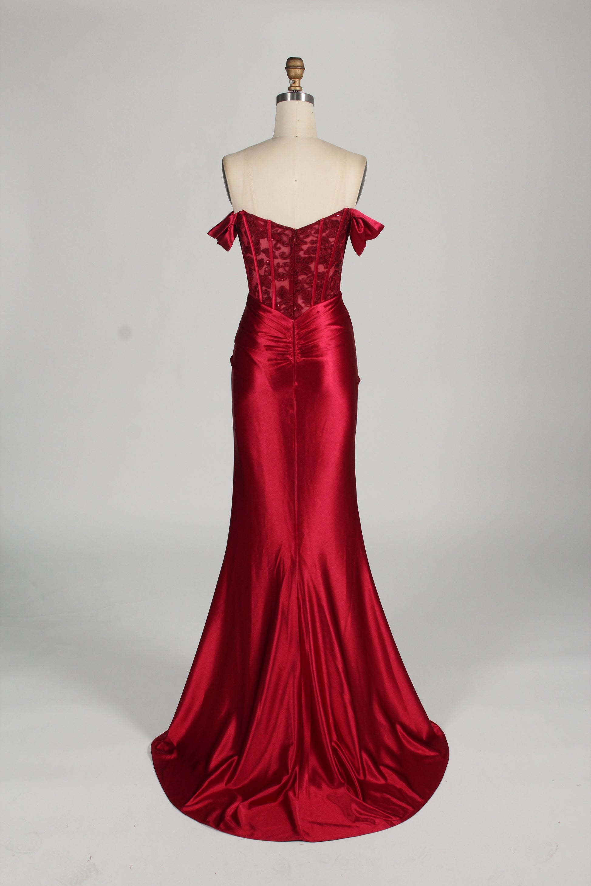 Wholesale Appliqué Bodice Satin Prom Gown 33095
