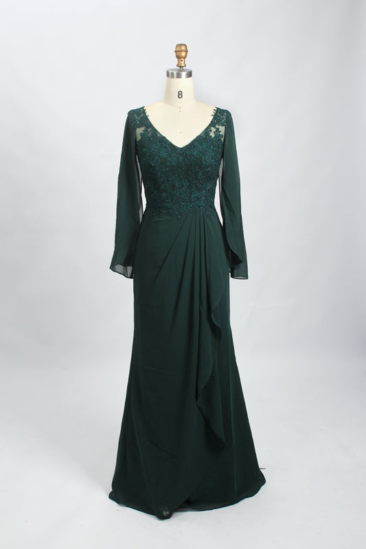 Elegant Plus-Size Lace Mother of the Bride Gown with Long Sleeves 32700