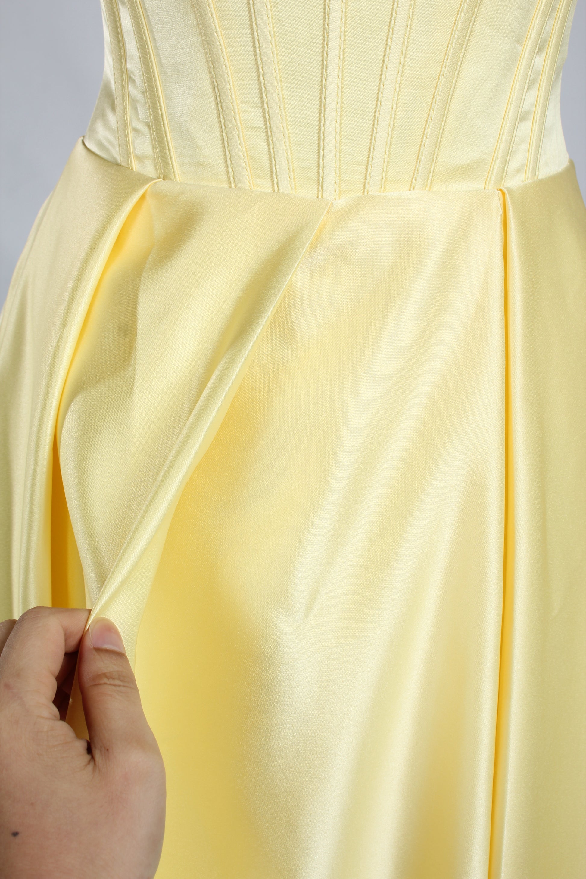 Wholesale Yellow Satin Strapless Prom Dress 33225b