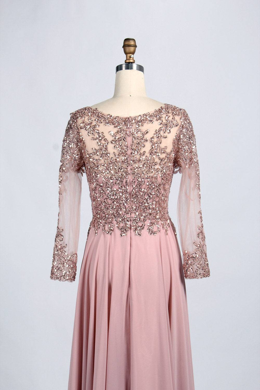 Wholesale Lilac Embroidered Tulle Mother - of - the - Bride Gown 33041