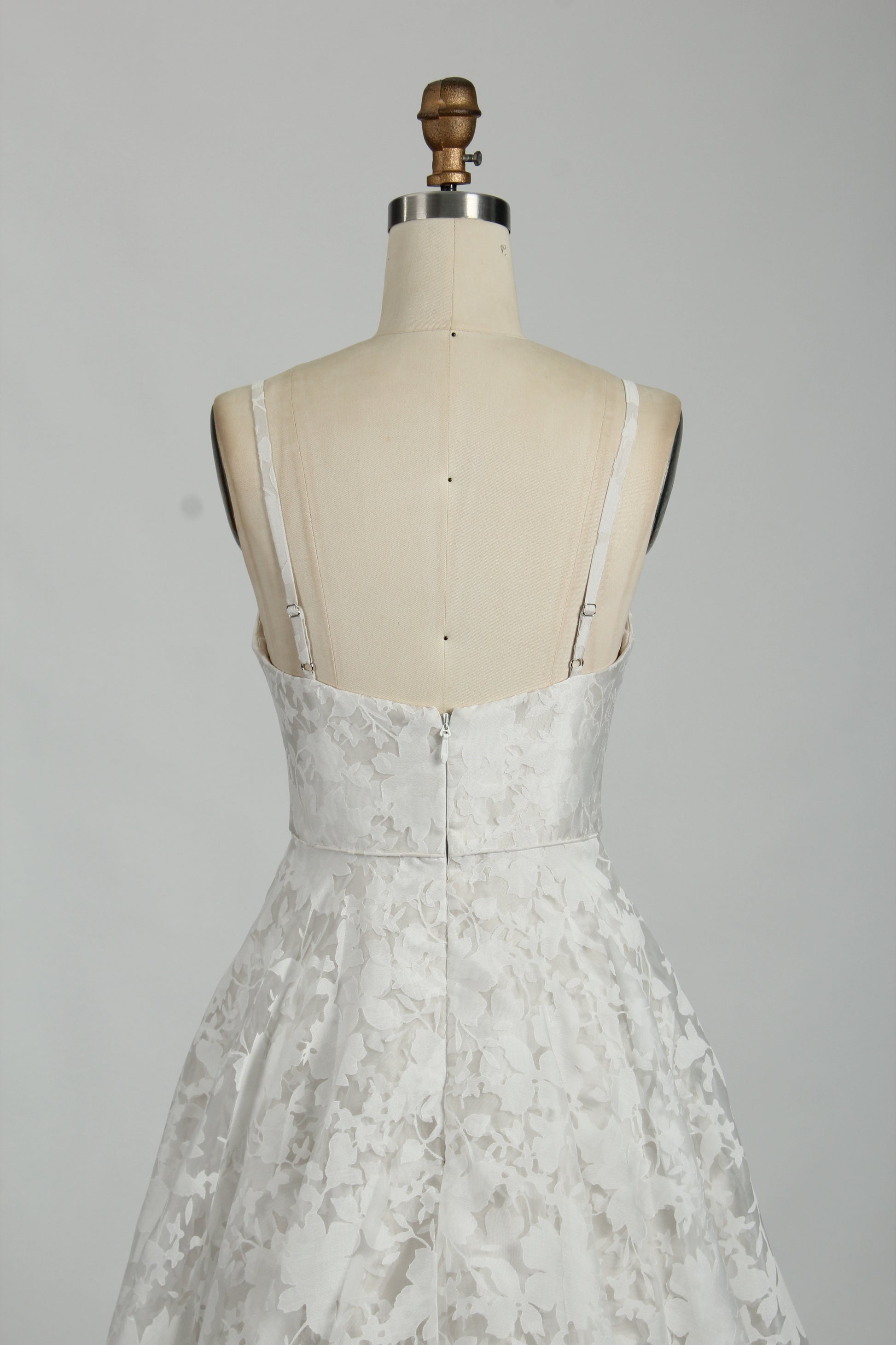 Exquisite Plus Size Wedding Gown with Petal Details - A Dreamy Choice 32845