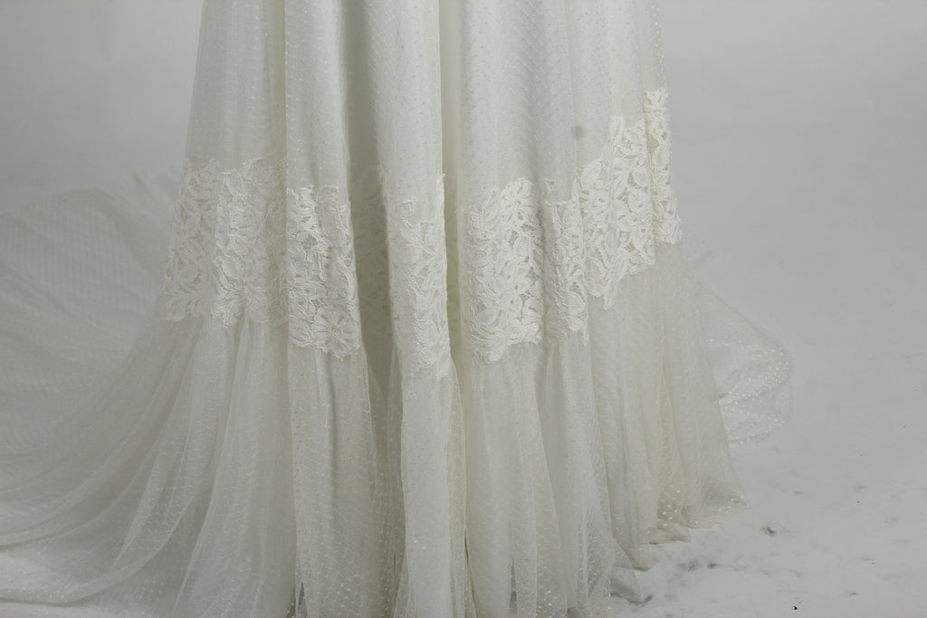 Wholesale Lace Halter Neck Wedding Dress 32846