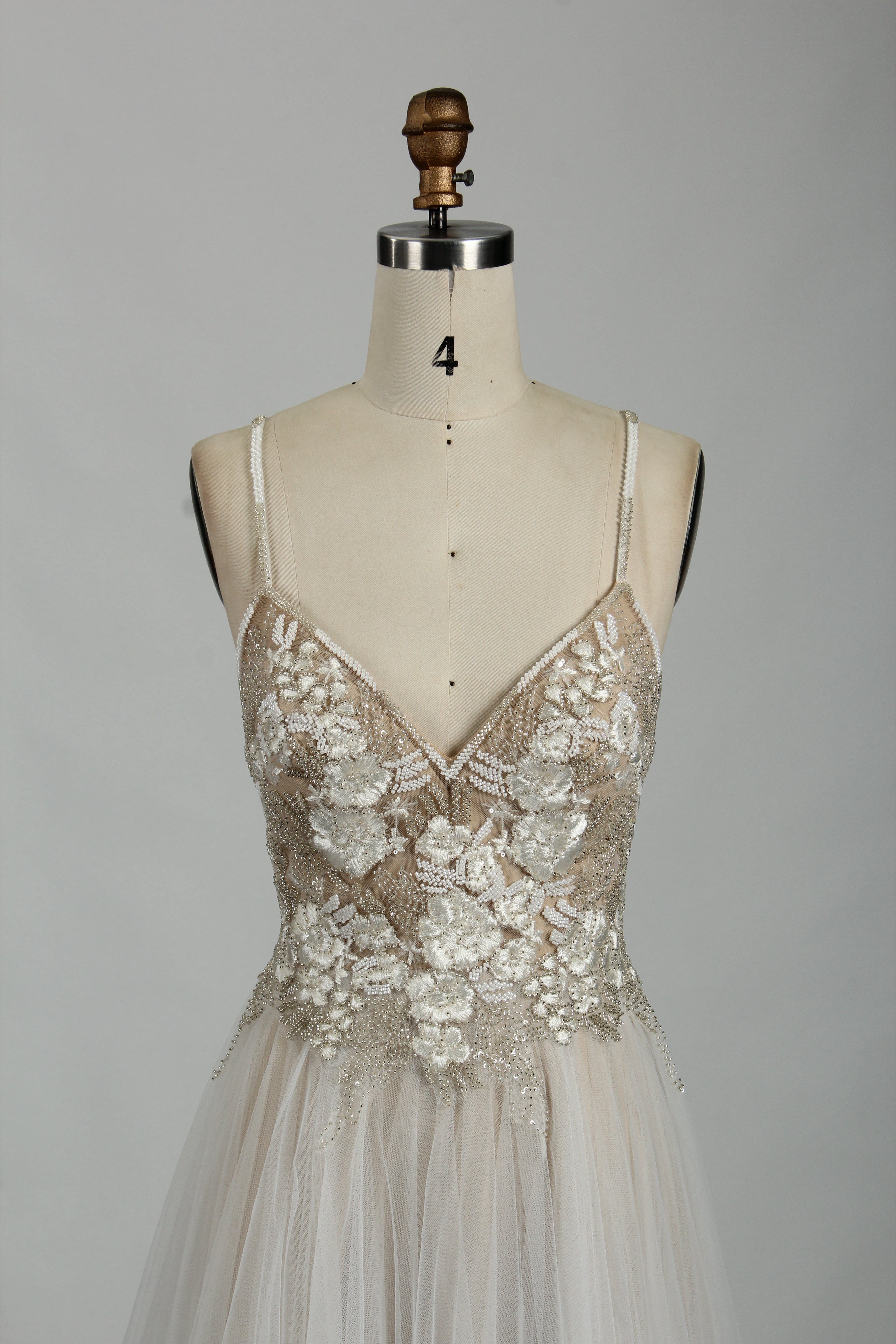 Wholesale Spaghetti - Strap Lace Tulle Bridal Gown 32850