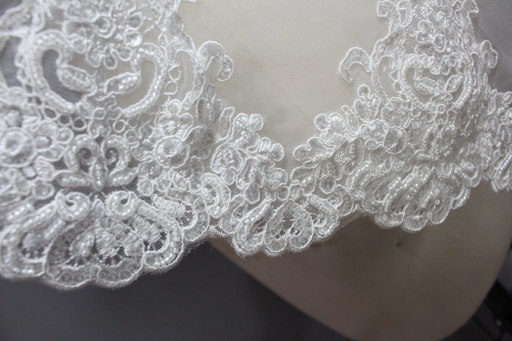 Romance and Elegance to Your Wedding T448