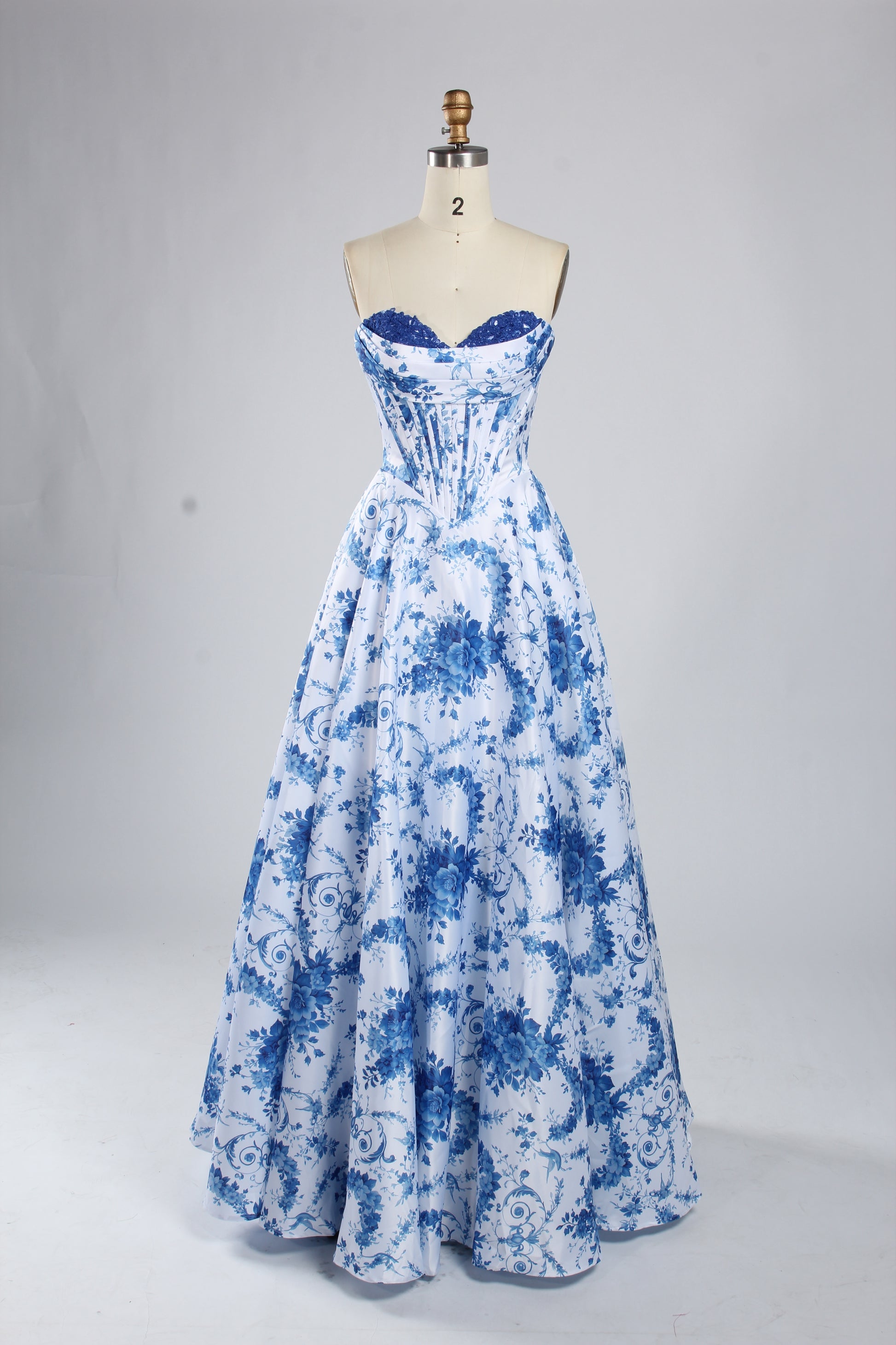 Wholesale Blue-and-White Porcelain Print Strapless Evening Gown 33387b