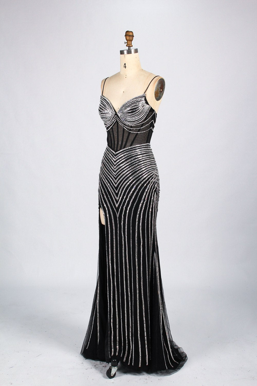 Plus-Size Chain Beaded Sexy Prom Dress - Wholesale Glamou 33053