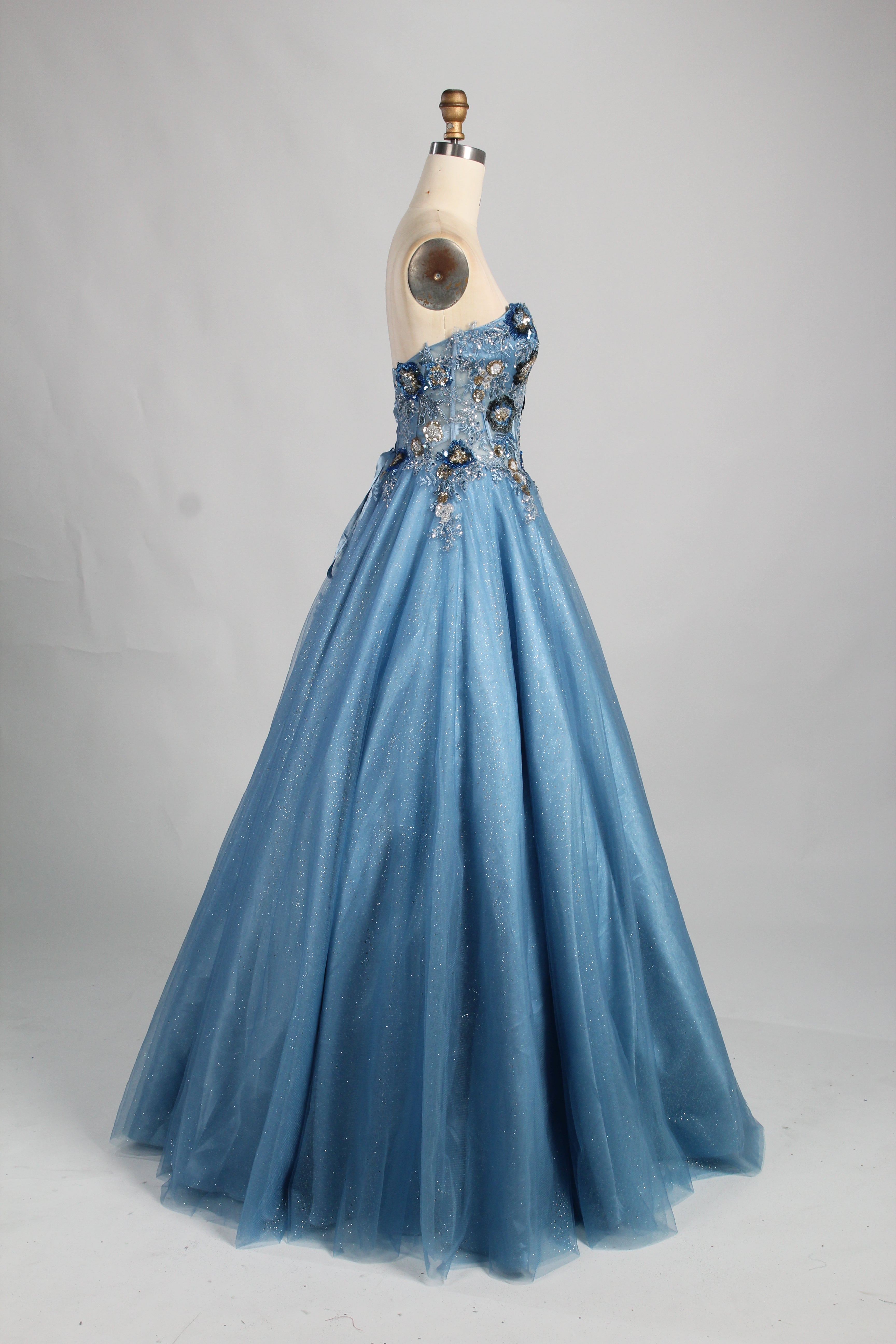 Wholesale Blue Embroidered Strapless Ball Gown 32992