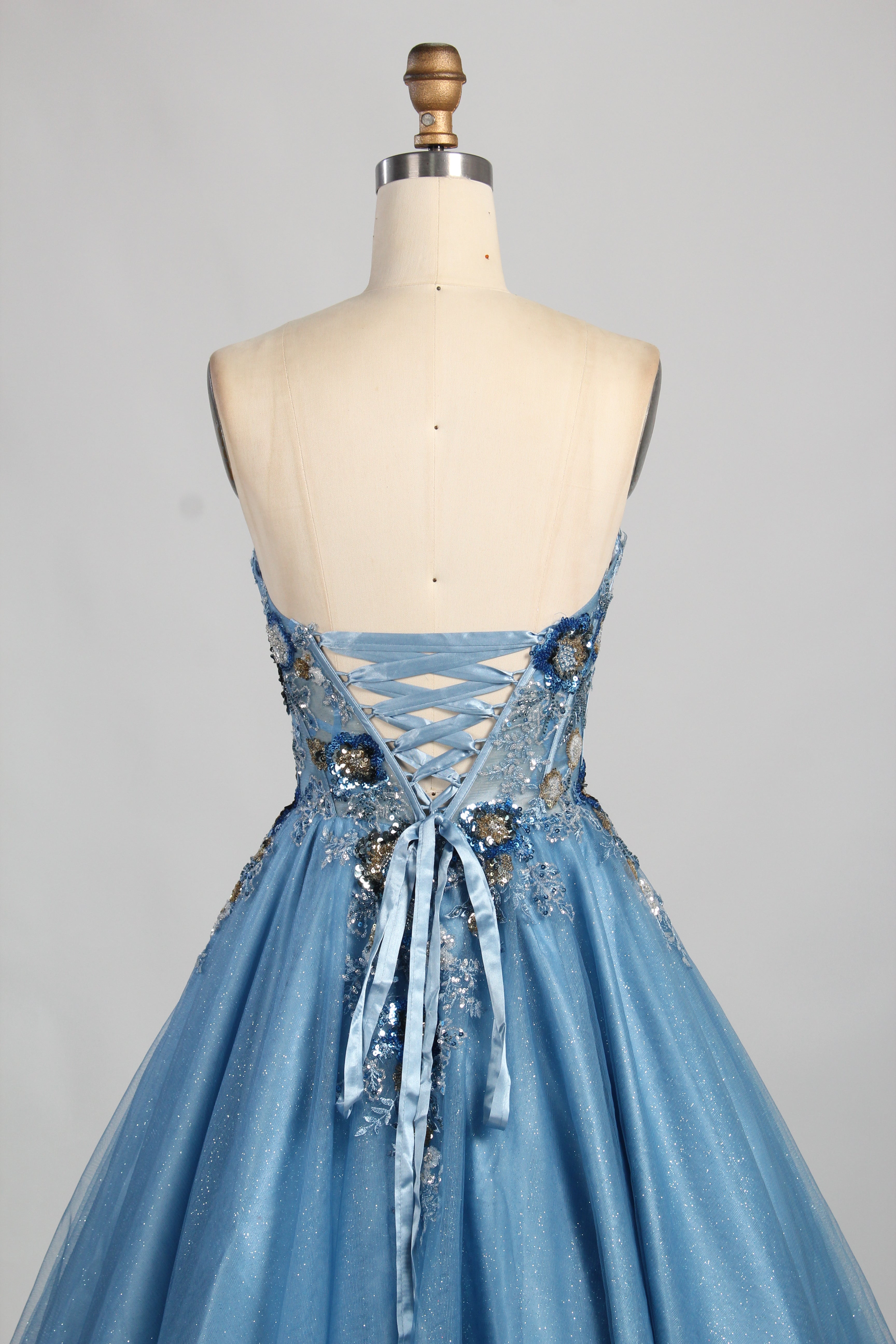 Wholesale Blue Embroidered Strapless Ball Gown 32992