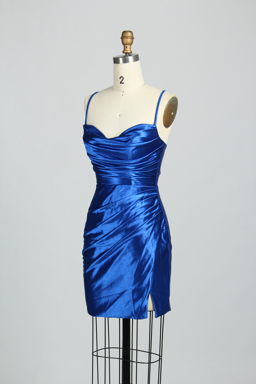 Chic Simplicity: Wholesale Classic Short Prom Dress for Effortless Elegance 32780S