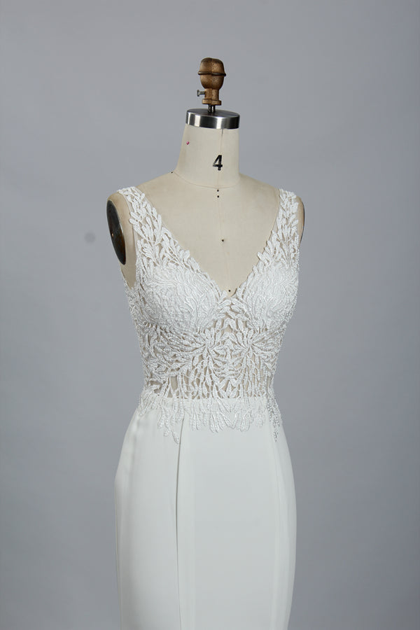 Manufacturer Plunging V - Neck Lace Mermaid Wedding Dress 32730