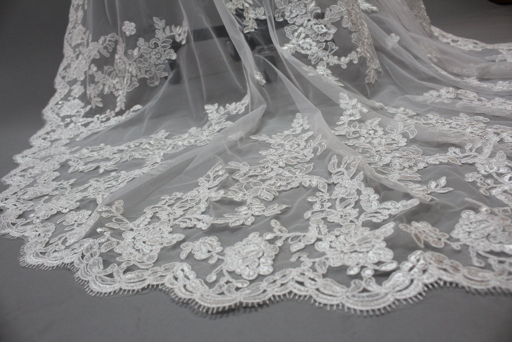 Wholesale Embroidered Floral Long Bridal Veil - T019