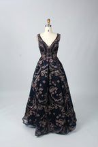Supplier Plunging Embroidered Tulle Mother of the Bride Dress MK079