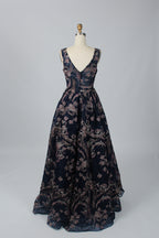 Supplier Plunging Embroidered Tulle Mother of the Bride Dress MK079