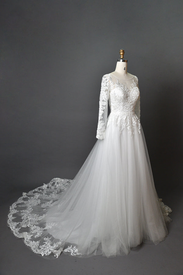 Timeless Romance Wholesale Lace Long Sleeve Wedding Gown 3289