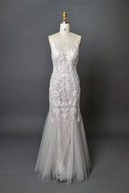 Elegance Unveiled Wholesale Lace Mermaid Wedding Gown with Tulle 3282