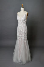 Elegance Unveiled Wholesale Lace Mermaid Wedding Gown with Tulle 3282