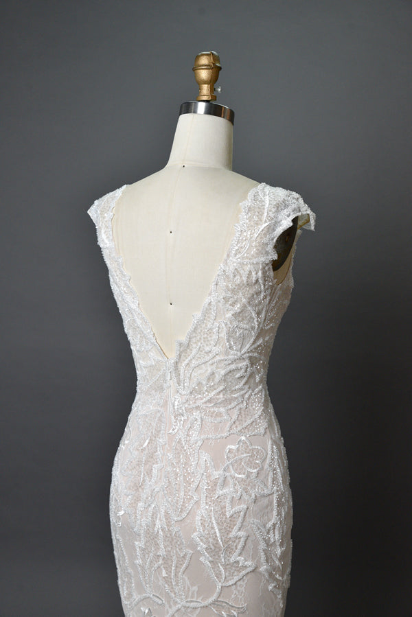 Wholesale Sheer V - Neck Leaf - Lace Mermaid Wedding Dress 3285