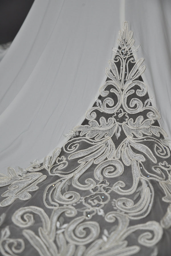 Wholesale Beaded V - Neck Mermaid Wedding Dress with Lace Train 3284