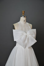 Wholesale High - Neck Wedding Dress with Oversized Bow 3283